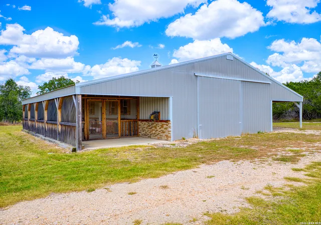 Homes for sale in Bandera, TX | 323 Buckskin Trl, Bandera, TX 78003 | MLS# 1998462