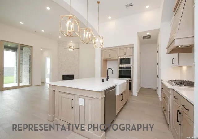 4th image of 805 Dagger Street, New Braunfels, TX 78132 | MLS# 1998464