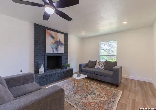 Photo 4 of Single family home for sale at 15611 Heimer Rd, San Antonio, TX 78232 | MLS# 1998466 | Listing updated on 2026-09-21