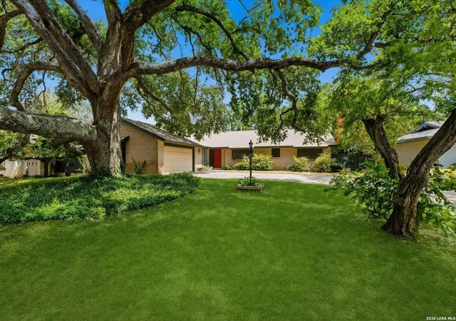 4th image of 709 Golfcrest Dr, Windcrest, TX 78239 | MLS# 1998488