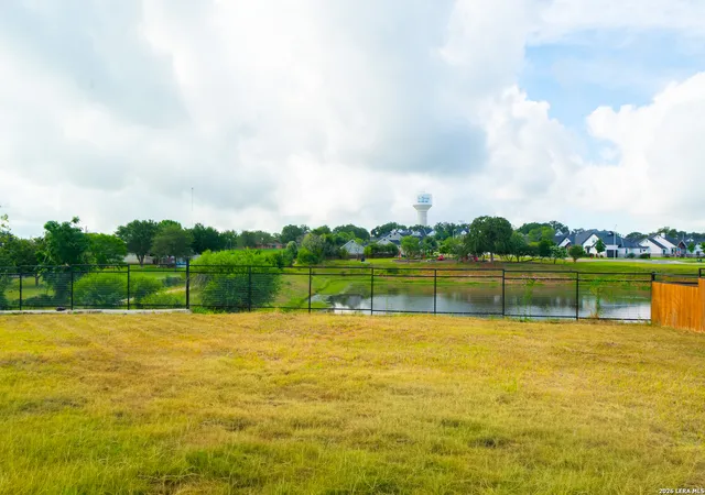 Homes for sale in La Vernia, TX | 132 Woodbridge Court, La Vernia, TX 78121 | MLS# 1998507