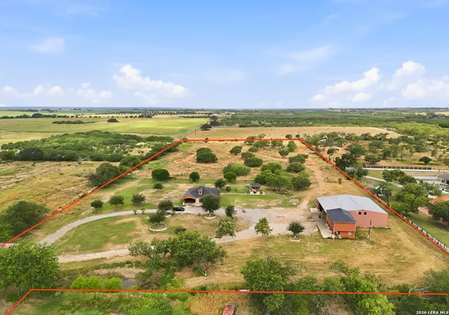 1st image of 19365 S Mcconnell Rd, Atascosa, TX 78002 | MLS# 1998524