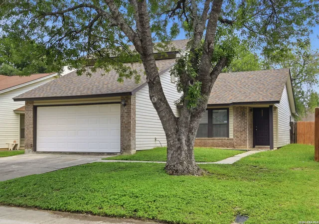 Photo 2 of Single family home for sale at 8926 Levelland, San Antonio, TX 78251 | MLS# 1998564 | Listing updated on 2026-09-04