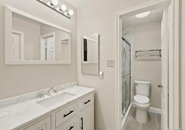 Photo 1 of Condo for sale at 4212 Medical Dr #1004, San Antonio, TX 78229 | MLS# 1998576 | Listing updated on 2026-10-13