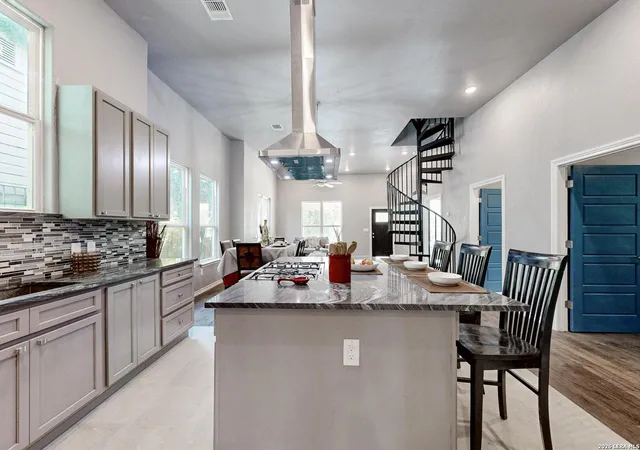 Photo 1 of Single family home for sale at 305 Spruce St, San Antonio, TX 78203 | MLS# 1998597 | Listing updated on 2026-09-14