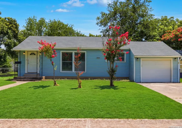Homes for sale in Schertz, TX | 502 Brooks Ave, Schertz, TX 78154 | MLS# 1998639