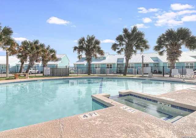 Homes for sale in Rockport, TX | 2292 N Fulton Beach, Rockport, TX 78382 | Houzeo