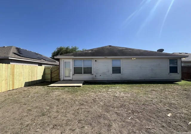 Photo 3 of Single family home for sale at 1231 Jordan Xing, San Antonio, TX 78221 | MLS# 1998666 | Listing updated on 2026-09-01