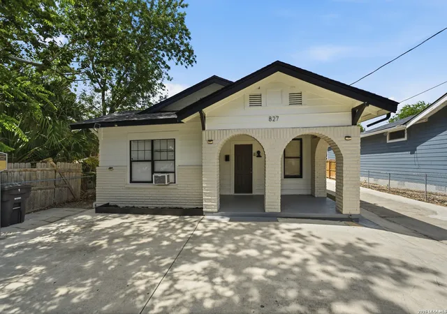 Homes for sale in San Antonio, TX | 827 W Rosewood Ave, San Antonio, TX 78212 | MLS# 1998675