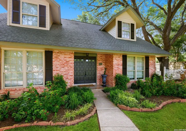 3rd image of 322 Westwind Cir, Windcrest, TX 78239 | MLS# 1998683