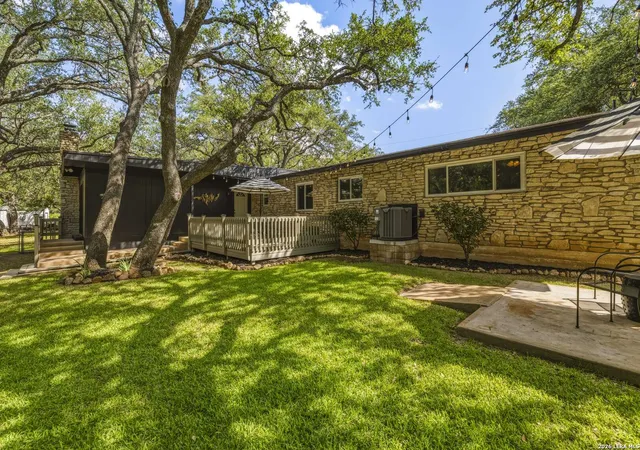 Homes for sale in Kingsland, TX | 330 Yucca Dr, Kingsland, TX 78639 | MLS# 1998712