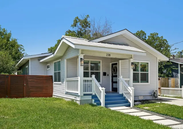 Photo 2 of Sale Pending at 238 Saint Francis Ave, San Antonio, TX 78204 | MLS# 1998721 | Listing updated on 2026-08-16