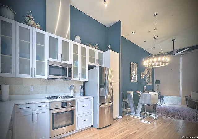 Homes for sale in San Antonio, TX | 1140 E Quincy St #1140, San Antonio, TX 78212 | MLS# 1998727