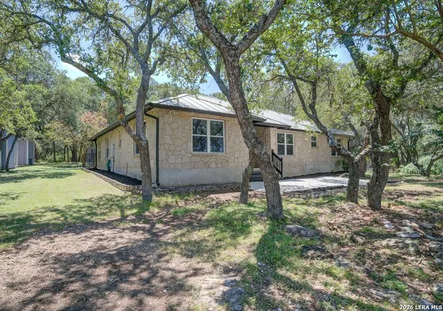 Photo 3 of Single family home for sale at 310 Remington Dr, Bergheim, TX 78004 | MLS# 1998730 | Listing updated on 2026-09-30