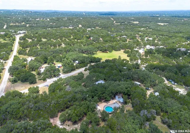 33rd image of 310 Remington Dr, Bergheim, TX 78004 | MLS# 1998730