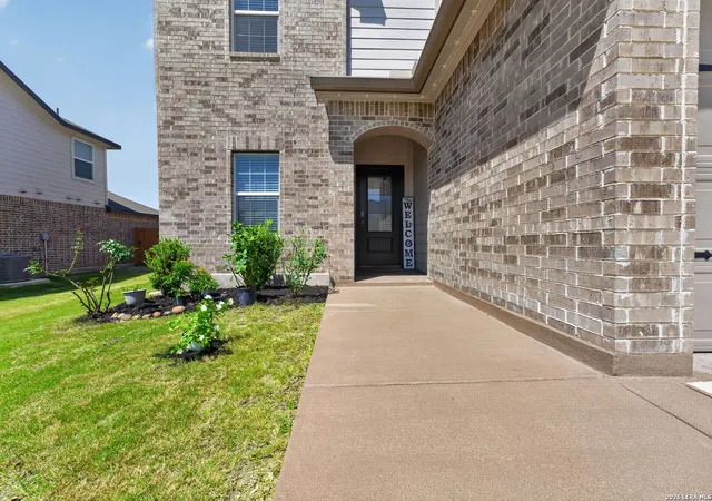 Homes for sale in Cibolo, TX | 519 Diamond Shoals, Cibolo, TX 78108 | MLS# 1998734