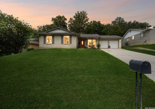 2nd image of 13017 Welcome Dr, Live Oak, TX 78233 | MLS# 1998757