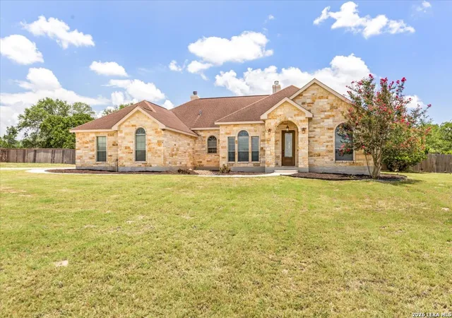 Homes for sale in Floresville, TX | 160 Abrego Lake Dr, Floresville, TX 78114 | MLS# 1998767