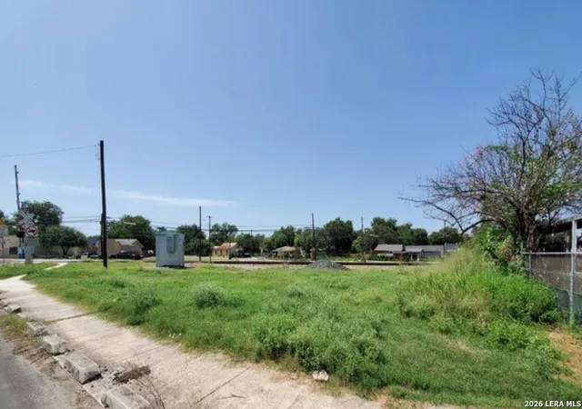 Photo 1 of Land for sale at 339 Pendleton Ave, San Antonio, TX 78204 | MLS# 1998793 | Listing updated on 2026-07-20