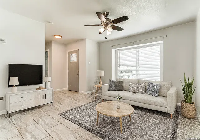 Photo 3 of Sale Pending at 4439 Tropical Dr, San Antonio, TX 78218 | MLS# 1998795 | Listing updated on 2026-08-14