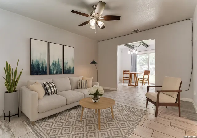 Photo 4 of Sale Pending at 4439 Tropical Dr, San Antonio, TX 78218 | MLS# 1998795 | Listing updated on 2026-08-14
