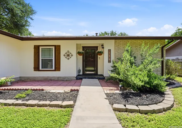 2nd image of 1114 Churing Dr, San Antonio, TX 78245 | MLS# 1998799