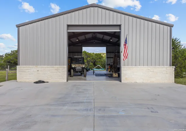 Photo 3 of Single family home for sale at 65 Sabinas Ridge Rd, Boerne, TX 78006 | MLS# 1998819 | Listing updated on 2026-09-18