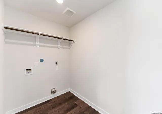 Photo 3 of Single family home for sale at 6002 Willow Point Blvd, San Antonio, TX 78219 | MLS# 1998834 | Listing updated on 2026-08-22