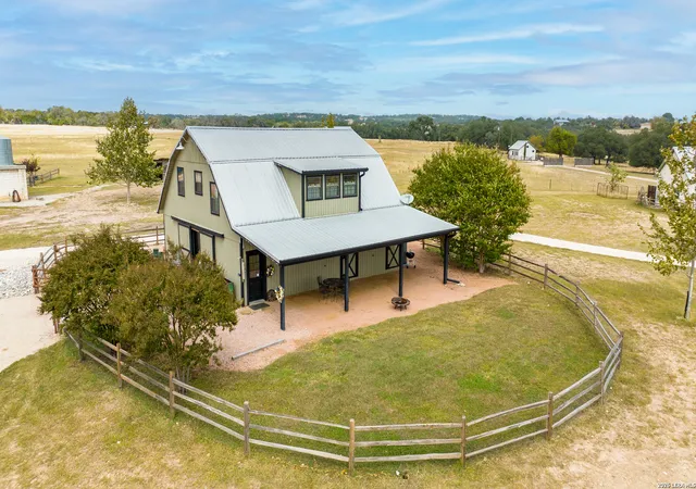 4th image of 237 Twisted Timbers Rd, Fredericksburg, TX 78624 | MLS# 1998851