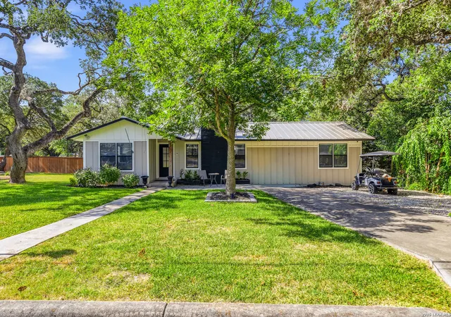 2nd image of 227 W Highland Dr, Boerne, TX 78006 | MLS# 1998859