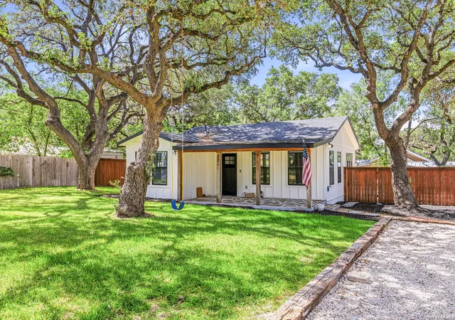 Homes for sale in Boerne, TX | 221 W Highland Dr, Boerne, TX 78006 | MLS# 1998869