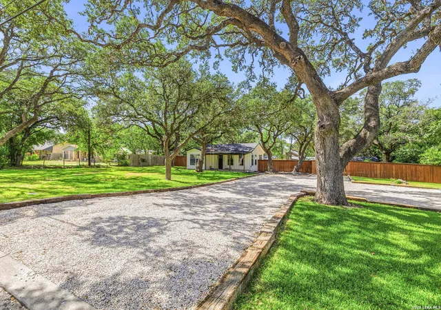 Homes for sale in Boerne, TX | 221 W Highland Dr, Boerne, TX 78006 | MLS# 1998869