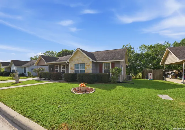 Homes for sale in Gonzales, TX | 529 Guerra Ln, Gonzales, TX 78629 | MLS# 1998871