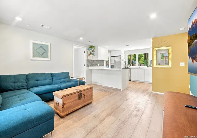 4th image of 4610 Tanney St, Austin, TX 78721 | MLS# 1998902