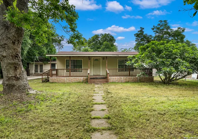 Homes for sale in Boerne, TX | 318 E Theissen Street, Boerne, TX 78006 | MLS# 1998925