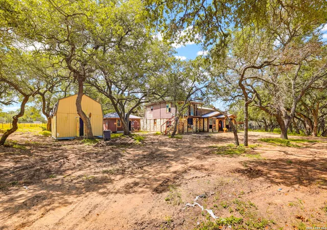 2nd image of 339 Shady Oaks Dr, Floresville, TX 78114 | MLS# 1998939
