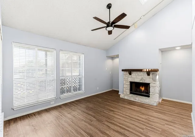 Listing Photo 4 - Condo for sale in building located at 14745 Babcock Rd, San Antonio, TX 78249 - Unit #506