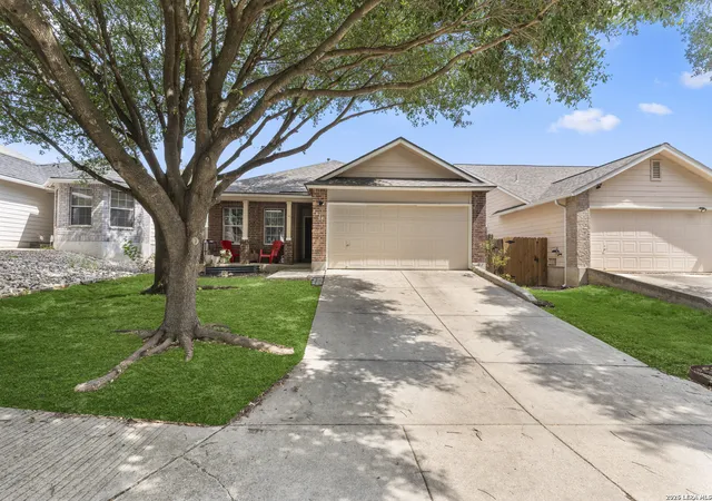 Photo 1 of Sale Pending at 6614 Clovis Ct, San Antonio, TX 78233 | MLS# 1998965 | Listing updated on 2026-09-10