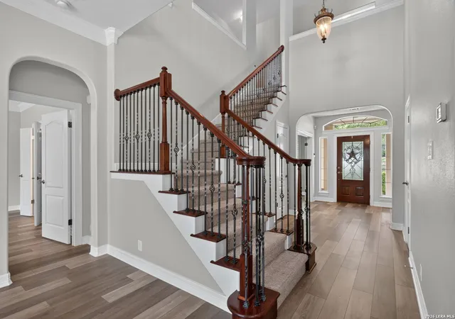 Photo 4 of Single family home for sale at 419 Highland Hl, San Antonio, TX 78260 | MLS# 1998973 | Listing updated on 2026-09-20