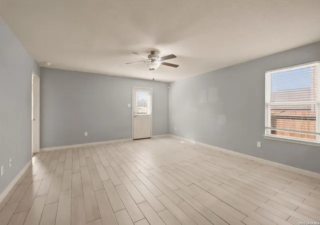 3rd image of 15246 Walcott Rdg, Von Ormy, TX 78073 | MLS# 1998975