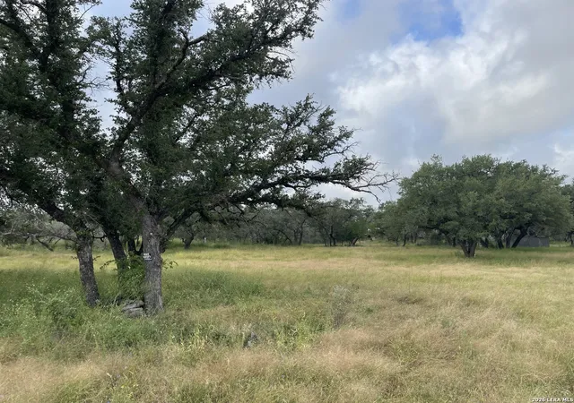 3rd image of 1742 County Road 777, Devine, TX 78016 | MLS# 1998976