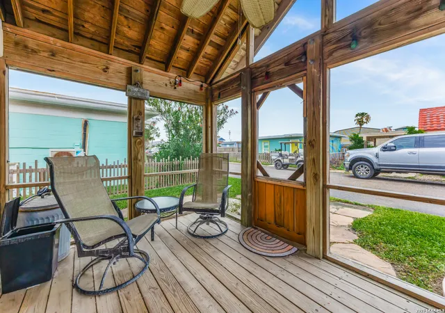 Photo 3 of Single family home for sale at 134 #19 N Alister St, Port Aransas, TX 78373 | MLS# 1998979 | Listing updated on 2026-07-20