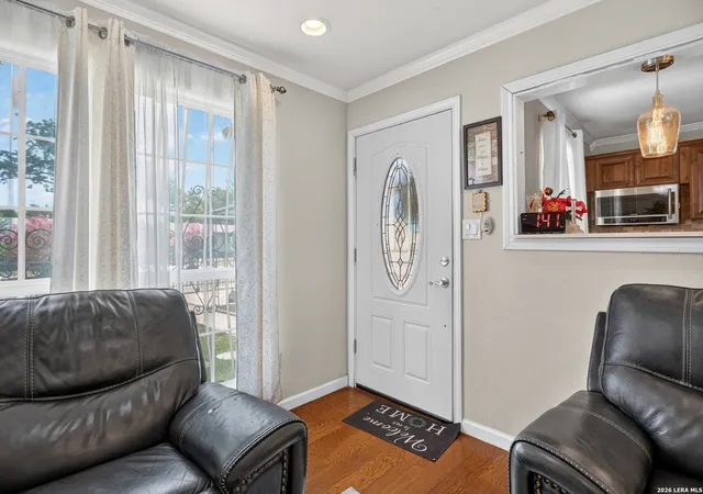 5th image of 115 Carmen Pl, San Antonio, TX 78207 | MLS# 1998986