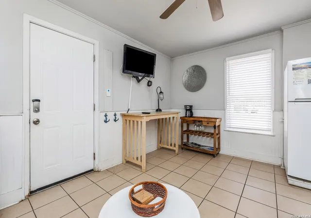 4th image of 134 #6 N Alister St, Port Aransas, TX 78373 | MLS# 1998990