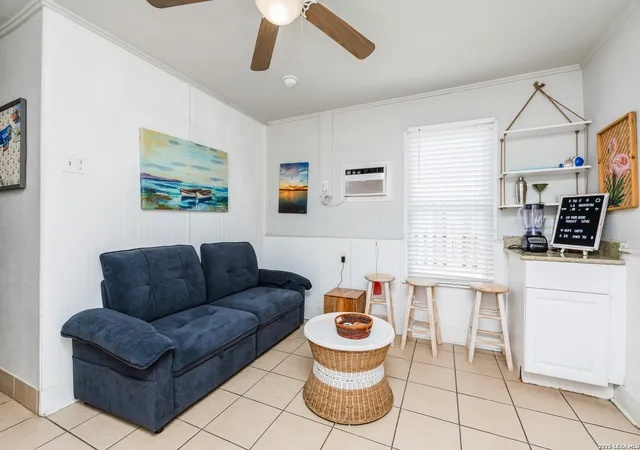 5th image of 134 #6 N Alister St, Port Aransas, TX 78373 | MLS# 1998990