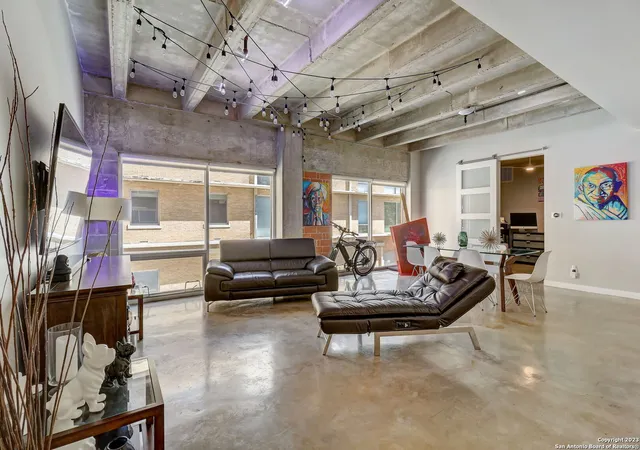 3rd image of 1115 S Alamo St #2307, San Antonio, TX 78210 | MLS# 1998994