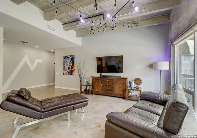 5th image of 1115 S Alamo St #2307, San Antonio, TX 78210 | MLS# 1998994