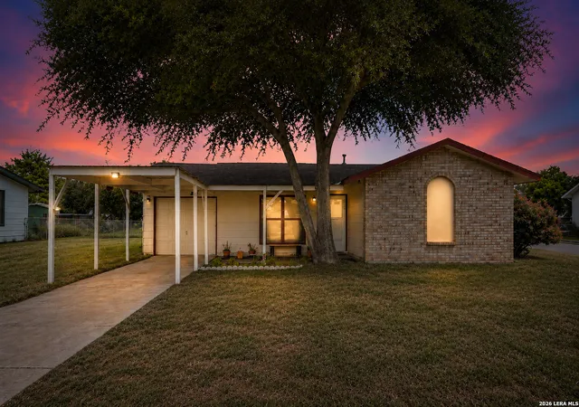 Photo 2 of Single family home for sale at 4802 Castle Brg, San Antonio, TX 78218 | MLS# 1999009 | Listing updated on 2026-09-14