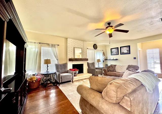 Homes for sale in San Antonio, TX | 5626 Timbersteep, San Antonio, TX 78250 | MLS# 1999046