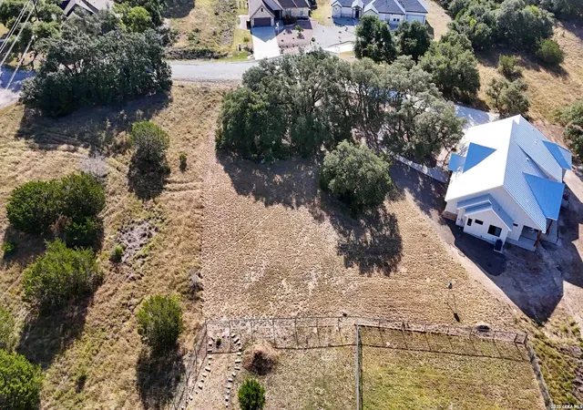 5th image of 104 S Lon Price, Blanco, TX 78606 | MLS# 1999069